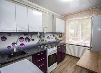 Продам 3-комнатную квартиру, 63 м2, Уфа, улица Уфимское Шоссе, 25/3, Орджоникидзевский район