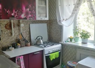 Продается трехкомнатная квартира, 62.6 м2, Курган, проспект Конституции, 42