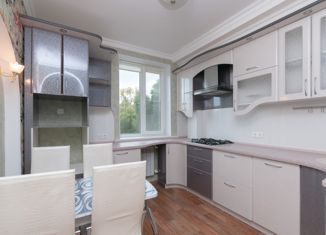 Продам трехкомнатную квартиру, 80.4 м2, Нижний Новгород, улица Космонавта Комарова, 7, улица Космонавта Комарова