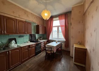 Продаю 3-ком. квартиру, 80 м2, Москва, улица Гастелло, 41, район Сокольники