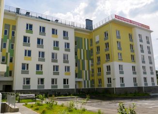 Продаю двухкомнатную квартиру, 84.2 м2, Балахна, улица Космонавтов, 14