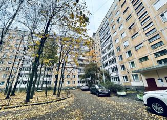 Продаю 3-комнатную квартиру, 58.1 м2, Санкт-Петербург, улица Черкасова, 12к1, улица Черкасова