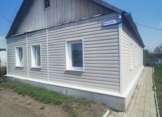 Продаю дом, 48 м2, поселок городского типа Новый Городок, Уральская улица, 57