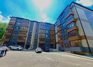 Продаю 2-комнатную квартиру, 73 м2, Железноводск, улица Косякина, 51