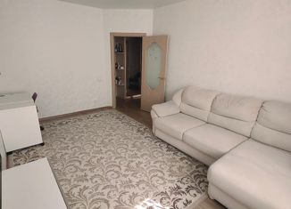 Продажа 2-комнатной квартиры, 52.6 м2, Татарстан, улица Рауиса Гареева, 100