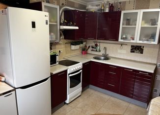 Продам 1-комнатную квартиру, 42.4 м2, Мурино, Оборонная улица, 45