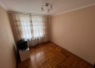 Продам трехкомнатную квартиру, 62 м2, Карачаево-Черкесия, Международная улица, 85
