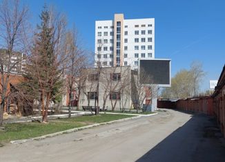 Продам гараж, 18 м2, Екатеринбург, метро Ботаническая, улица Крестинского, 48
