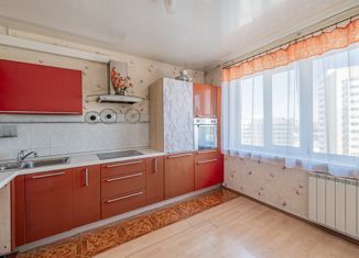 Продам трехкомнатную квартиру, 71.5 м2, Екатеринбург, улица Готвальда, 19Б, улица Готвальда