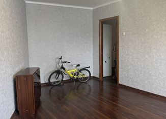 Продается 4-ком. квартира, 79.2 м2, Тольятти, улица Куйбышева, 16, Комсомольский район