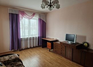 Сдается 1-комнатная квартира, 39 м2, Ярославская область, улица Коммунаров, 35Е