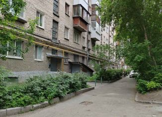 Двухкомнатная квартира на продажу, 42 м2, Екатеринбург, улица Шейнкмана, 32, метро Площадь 1905 года