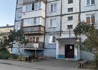 2-ком. квартира на продажу, 55 м2, Прохладный, улица Карла Маркса, 2/3