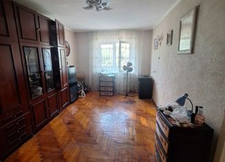 Продается 1-комнатная квартира, 32.9 м2, Нальчик, улица Ашурова, 18/1