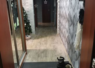 4-комнатная квартира на продажу, 77.1 м2, Горняк, улица Миронова, 128к8