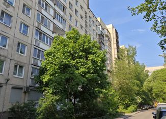 Продажа 3-ком. квартиры, 57.9 м2, Санкт-Петербург, улица Есенина, 32к1, метро Парнас