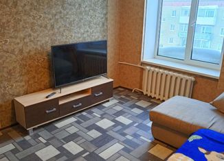 Продается 3-комнатная квартира, 61 м2, Карпинск, Лесопильная улица, 69
