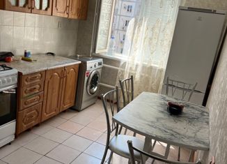 3-ком. квартира в аренду, 70 м2, Астрахань, улица Куликова, 13к1, Кировский район