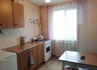 Продается трехкомнатная квартира, 67 м2, Арзамас, Молокозаводская улица, 67