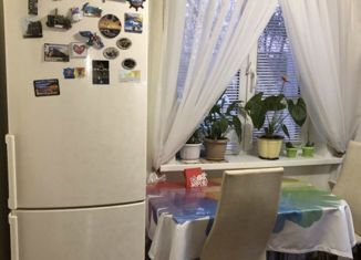 Сдаю двухкомнатную квартиру, 60 м2, Белгородская область, улица Фрунзе, 10