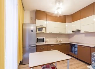 Продам трехкомнатную квартиру, 67.9 м2, Верхняя Пышма, ЖК Юность, улица Орджоникидзе, 1