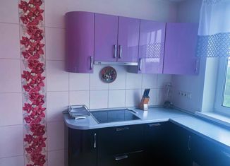 Сдача в аренду 2-комнатной квартиры, 54 м2, Москва, Луганская улица, 7к1, Луганская улица