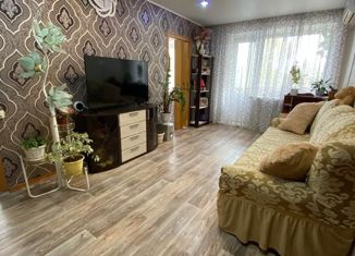 Продается 4-ком. квартира, 61.1 м2, Балаково, улица Менделеева, 16