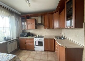 Продается трехкомнатная квартира, 65.4 м2, Забайкальский край, 1-й микрорайон, 37