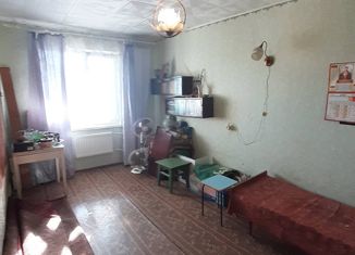 Продаю 2-ком. квартиру, 54.1 м2, поселок городского типа Приморский, Промышленная улица, 1