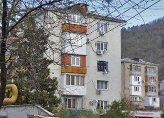 Продается 2-комнатная квартира, 53 м2, село Небуг, улица Газовиков, 2