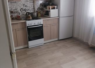 Продаю 4-комнатную квартиру, 93 м2, Стерлитамак, проспект Ленина, 6