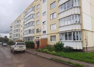 Продам 2-комнатную квартиру, 56.4 м2, Кудымкар, улица 8 Марта, 9