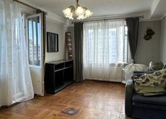 Продается 3-комнатная квартира, 71.5 м2, Санкт-Петербург, проспект Энтузиастов, 41, муниципальный округ Пороховые