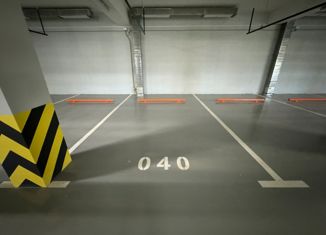 Продаю машиноместо, 18.6 м2, Москва, улица Соловьиная Роща, 10к2, район Куркино