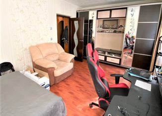 Продам 3-ком. квартиру, 80 м2, Санкт-Петербург, проспект Испытателей, 26, проспект Испытателей