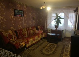 Продается двухкомнатная квартира, 54.4 м2, Соликамск, улица В.И. Кузнецова, 8