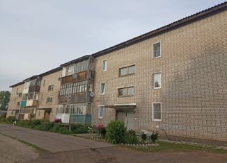 Продам 2-ком. квартиру, 49 м2, Яранск, улица Радина, 59А