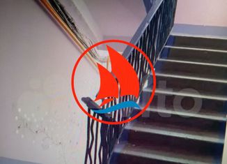 Продается 4-комнатная квартира, 60.1 м2, Новочебоксарск, улица Винокурова, 22