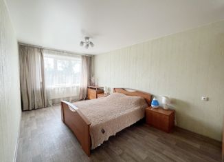 3-комнатная квартира на продажу, 62 м2, Черногорск, проспект Космонавтов, 10