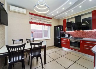 Продаю дом, 195 м2, Краснодар, улица Ивана Кожедуба, улица Ивана Кожедуба