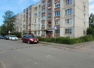 Продам 1-комнатную квартиру, 37 м2, деревня Малое Верево, улица Кириллова, 2