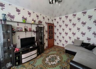 Продажа однокомнатной квартиры, 33 м2, Тольятти, улица 60 лет СССР, 11, Комсомольский район