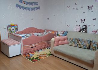 Продается 3-комнатная квартира, 108.2 м2, Екатеринбург, улица Папанина, 9, улица Папанина