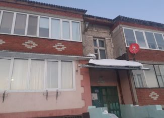 Продам 2-комнатную квартиру, 39 м2, поселок городского типа Арти, улица Кирова, 33А