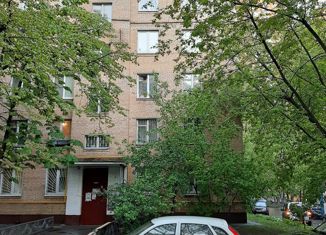 Продам 2-ком. квартиру, 34.7 м2, Москва, улица Маршала Бирюзова, 11, улица Маршала Бирюзова