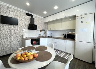 Продам двухкомнатную квартиру, 55.4 м2, Ставрополь, улица Доваторцев, 75, микрорайон №30
