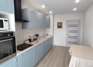 Продается 2-комнатная квартира, 58 м2, деревня Царёво, улица Петра Гаврилова