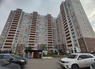 Продается двухкомнатная квартира, 54 м2, Москва, проспект Защитников Москвы, 1, район Некрасовка