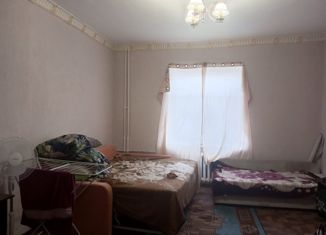 Комната на продажу, 81.2 м2, Екатеринбург, улица Уральских Рабочих, 55А, улица Уральских Рабочих