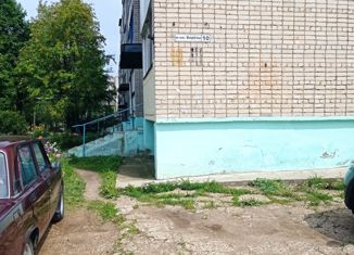 Однокомнатная квартира на продажу, 32 м2, Вязьма, микрорайон Берёзы, 10